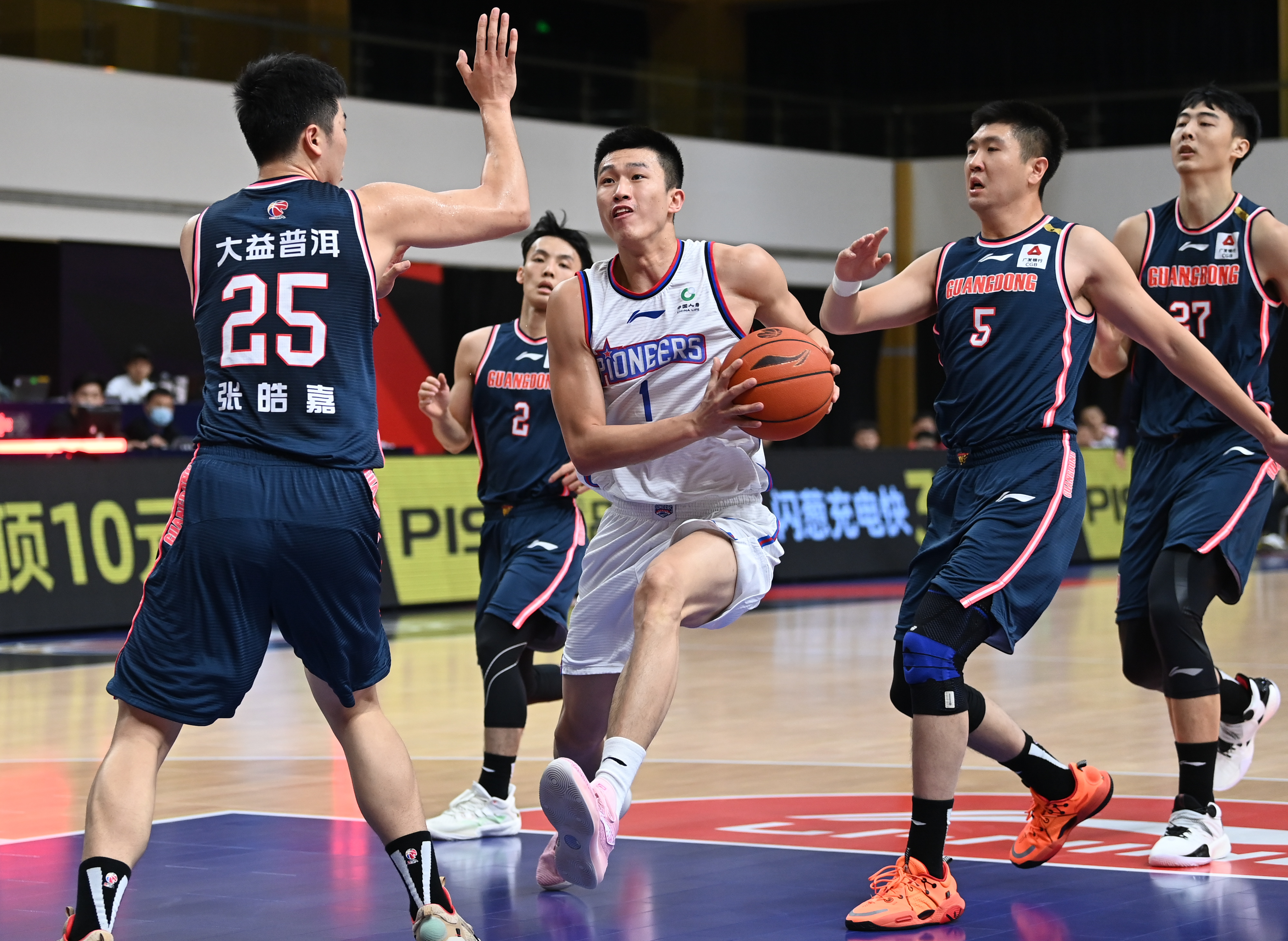 2024 CBA轉會(huì )：遼寧秘密布局，首鋼奪冠王！
